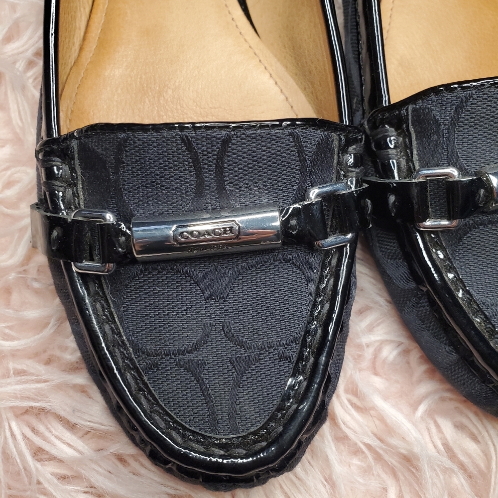 COPY - COACH FLATS - Picture 3 of 9